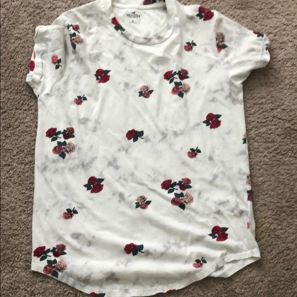 Hollister rose T-shirt